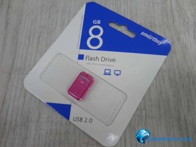 Лот: 13948815. Фото: 1. 8GB накопитель Smartbuy ART розовый. USB-флеш карты