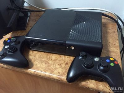 Лот: 8754268. Фото: 1. XBOX 360 (500gb)+10 дисков+2 геймпада... Игровые приставки, консоли