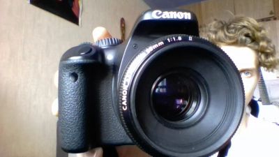 Лот: 5099393. Фото: 1. просто мечта. CANON 550d тушка... Цифровые зеркальные