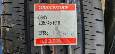 Лот: 19442359. Фото: 1. 235/45 R18 Bridgestone Turanza... Шины