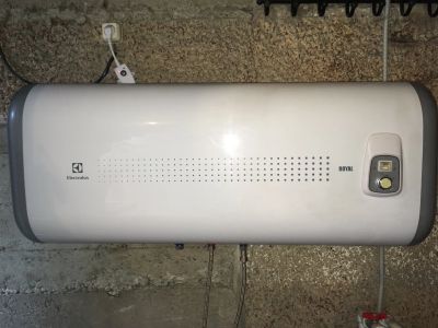 Лот: 11817453. Фото: 1. Водонагреватель Electrolux EWH... Водонагреватели, бойлеры