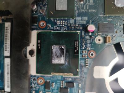 Лот: 20280532. Фото: 1. Процессор для ноутбука Intel... Процессоры