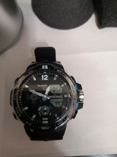 Лот: 21108976. Фото: 1. Часы наручные Makita. Другие наручные часы