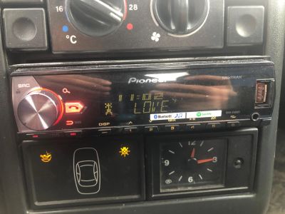Лот: 15614832. Фото: 1. Магнитофон Pioneer 580bt. Автомагнитолы