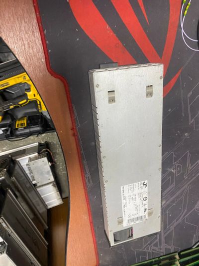 Лот: 20904621. Фото: 1. Выпрямитель Flatpack 2000HE. Сварочные аппараты