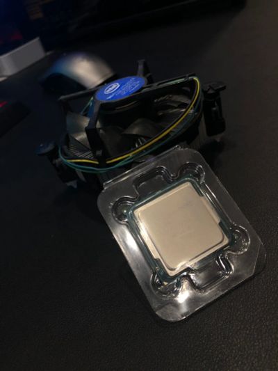 Лот: 16551146. Фото: 1. Процессор Intel Celeron G3900... Процессоры