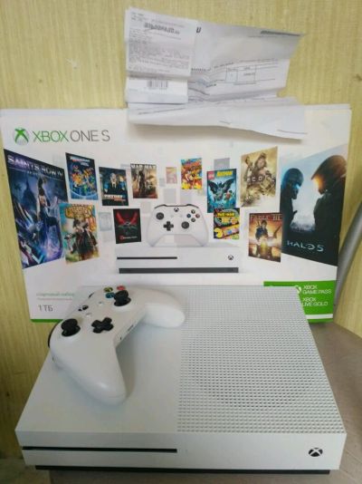 Лот: 14402879. Фото: 1. Xbox one s 1tb+гарантия до 06... Игры для консолей