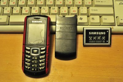 Лот: 7542284. Фото: 1. samsung gt-e2370. Кнопочные мобильные телефоны