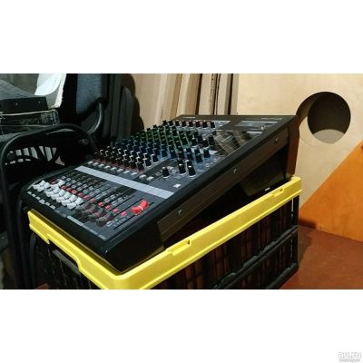 Лот: 15575471. Фото: 1. Микшерный пульт Yamaha MGP 12X. Микшеры, предусилители, микрофонные эффекты