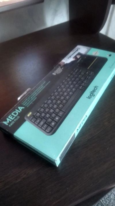 Лот: 15747977. Фото: 1. Блютуз клавиатура Logitech Media... Клавиатуры для ноутбуков