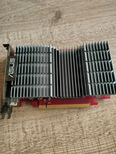 Лот: 23475940. Фото: 1. Видеокарта PCI-E Radeon HD3600... Видеокарты