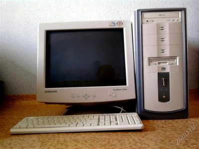 Лот: 1229702. Фото: 1. Системный блок с монитором. Компьютеры в сборе