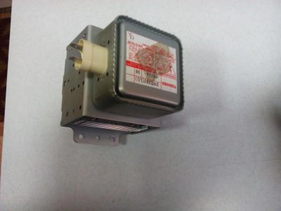 Лот: 5997629. Фото: 1. магнетрон toshibo 2M229J. Запчасти для остальной бытовой техники