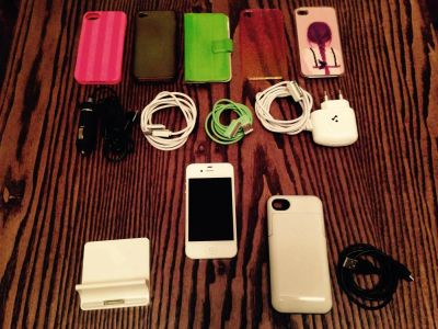 Лот: 4753502. Фото: 1. Apple iPhone 4S 16GB White + чехол-батарея... Смартфоны