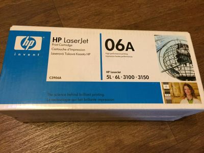 Лот: 6362040. Фото: 1. Картридж HP C3906A новый, оригинал... Картриджи, расходные материалы
