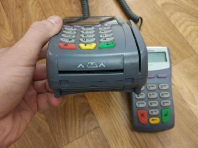 Лот: 10455259. Фото: 1. Терминал + PinPad VeriFone Vx510... Торговое
