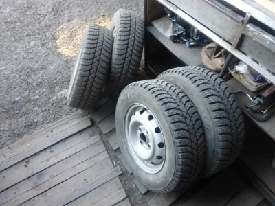 Лот: 4428991. Фото: 1. Brigestone Ice Cruiser 5000 175... Шины на дисках