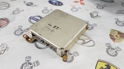 Лот: 23591520. Фото: 1. Блок управления ДВС Nissan Wingroad... Электрооборудование