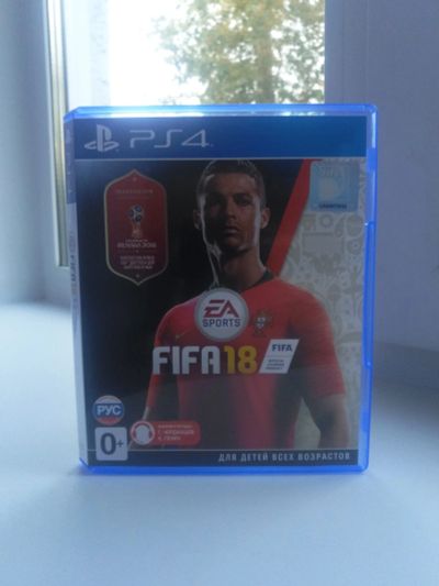 Лот: 12155885. Фото: 1. Fifa 18 PS4. Игры для консолей
