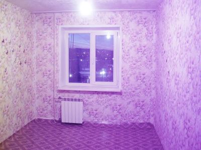 Лот: 9882567. Фото: 1. Комната 14 кв.м. с ремонтом, окно... Квартиры, студии
