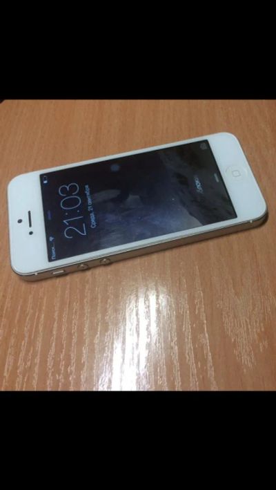 Лот: 8221749. Фото: 1. iPhone 5 32gb. Смартфоны