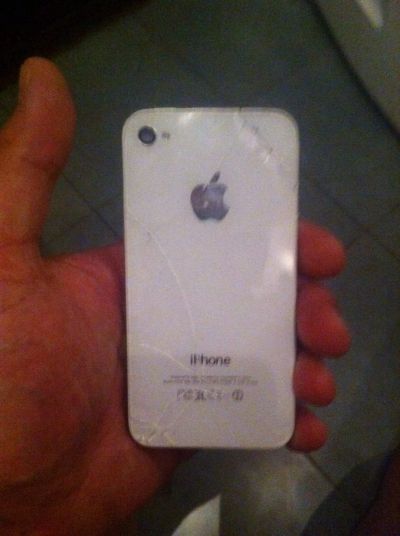 Лот: 6440335. Фото: 1. Продам срочно iPhone 4 32gb. Смартфоны
