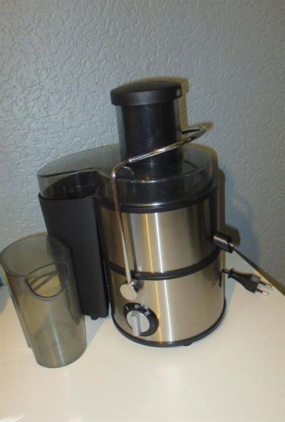 Лот: 2995297. Фото: 1. Соковыжималка. Кухонная