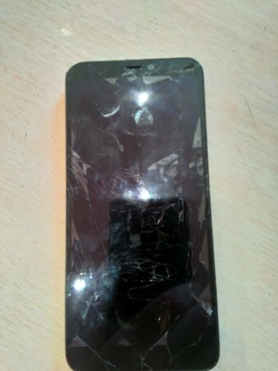 Лот: 17519971. Фото: 1. ZTE A530. Смартфоны
