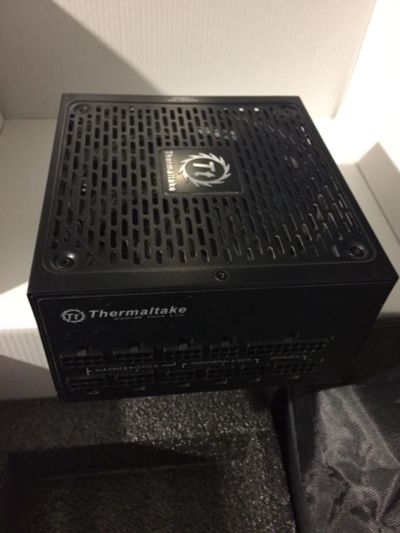 Лот: 16337047. Фото: 1. Блок питания thermaltake rgb 1050w. Корпуса, блоки питания