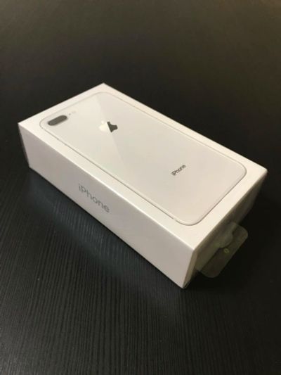 Лот: 10947432. Фото: 1. iPhone 8 Plus 256 Gb SIlver. Смартфоны