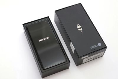 Лот: 19448193. Фото: 1. Samsung Galaxy S10 Snapdragon. Смартфоны