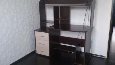 Лот: 4875507. Фото: 1. Продам стол. Компьютерные и письменные столы
