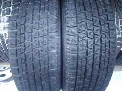 Лот: 15174284. Фото: 1. 185\60 R14 bridgestone 2шт. Шины