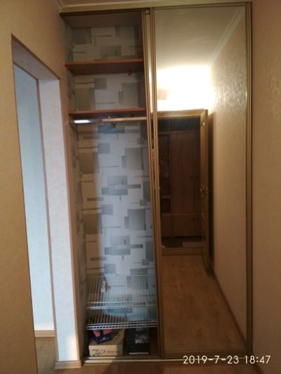 Лот: 14231053. Фото: 1. Шкаф купе (зеркальный). Шкафы, шкафы-купе