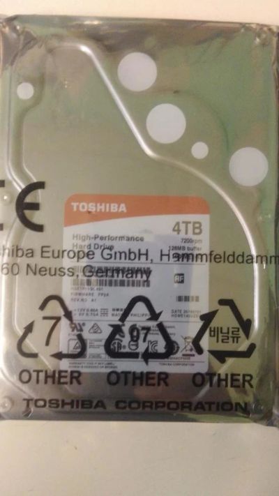 Лот: 9889821. Фото: 1. Жесткий диск Toshiba x300 4tb... Жёсткие диски