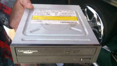Лот: 4968762. Фото: 1. Привод DVD+RW в отличном состоянии... Приводы CD, DVD, BR, FDD