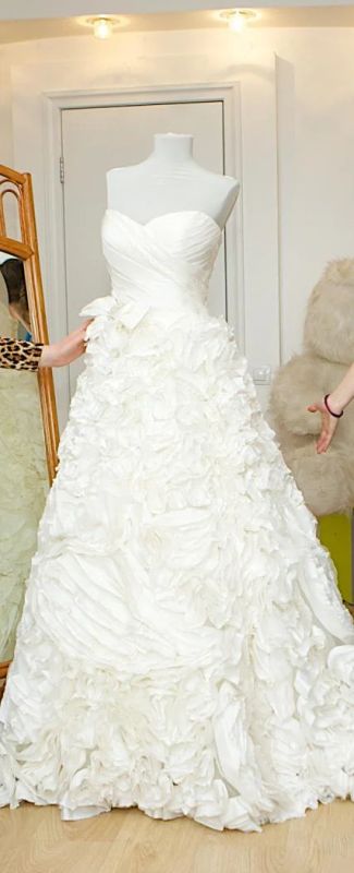 Лот: 7139544. Фото: 1. Свадебное платье. Свадебные платья