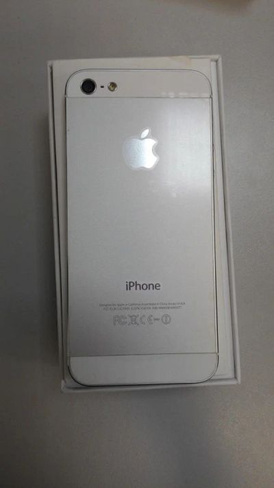 Лот: 6872689. Фото: 1. Айфон 5 (iPhone 5) 16 Gb. Смартфоны