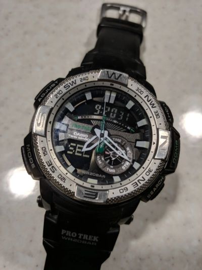 Лот: 16651814. Фото: 1. Casio pro 200. Оригинал. Оригинальные наручные часы