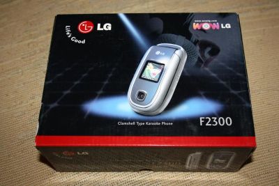 Лот: 3718541. Фото: 1. Сотовый телефон LG F2300 (раскладушка... Кнопочные мобильные телефоны