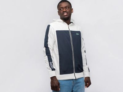 Лот: 20256209. Фото: 1. Ветровка Lacoste. Верхняя одежда