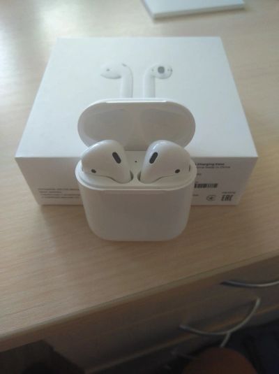 Лот: 16065565. Фото: 1. наушники Apple Airpods 2 оригинал. Красноярск