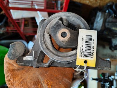 Лот: 25759069. Фото: 1. Подушка задняя Suzuki r wagon. Ходовая, подвеска, рулевое управление