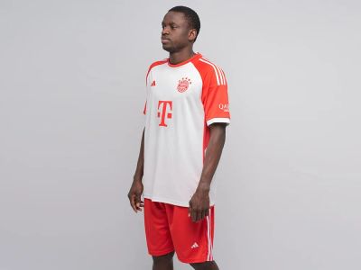 Лот: 24975406. Фото: 1. Футбольная форма Adidas FC Bavaria... Форма