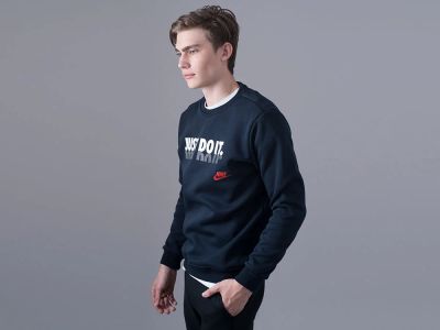 Лот: 13422449. Фото: 1. Свитшот Nike Артикул: 13502. Свитеры, толстовки, худи