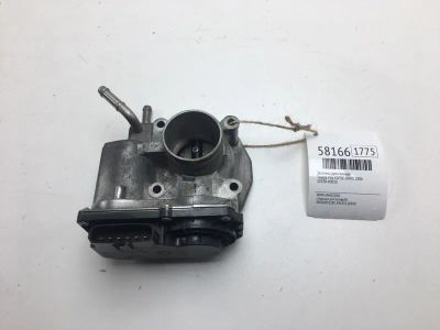 Лот: 20399207. Фото: 1. Заслонка дроссельная Toyota Vitz... Топливная система