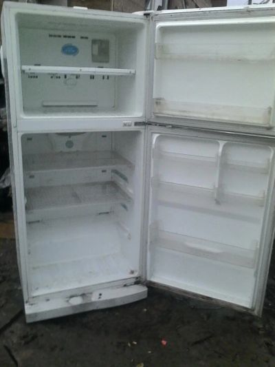 Лот: 10200597. Фото: 1. С рубля широкий холодильник (не... Холодильники, морозильные камеры