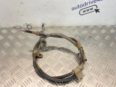 Лот: 21703497. Фото: 1. тросик ручного тормоза Hyundai... Двигатель и элементы двигателя