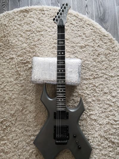 Лот: 17984166. Фото: 1. Гитара B. C. Rich warlock. Гитары