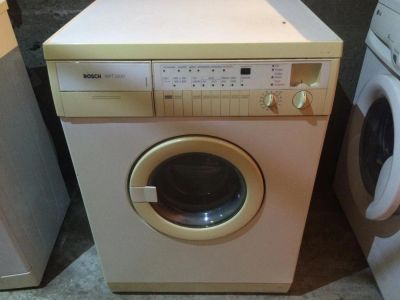Лот: 5449358. Фото: 1. Машина- автомат с сушкой bosch... Стиральные машины